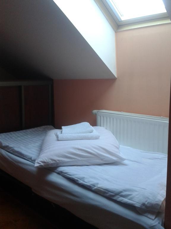 Gosciniec Sloneczny Hotel Drzonkow Room photo